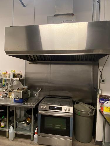 Commerce - 3 Rue Non Disponible-Unavailable, Montréal (Saint-Léonard), QC 