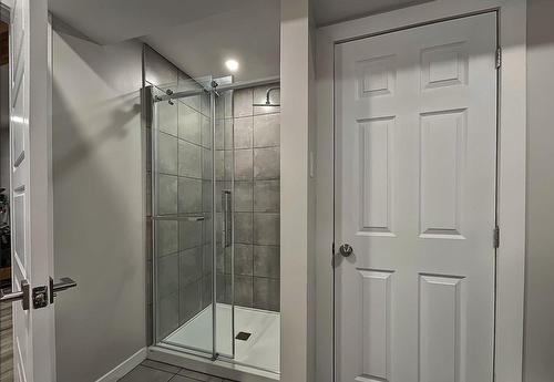 Bathroom - 1533 1Re Avenue Du Lac-Lemenn, Sainte-Julienne, QC - Indoor Photo Showing Bathroom
