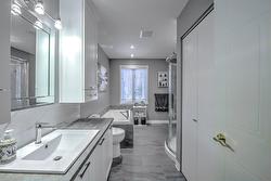 Ensuite bathroom - 