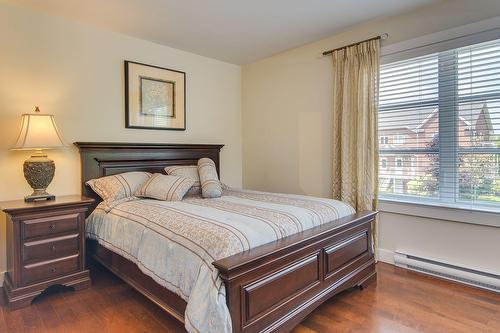 Primary bedroom - 202-131 Rue De Laviolette, Bromont, QC - Indoor Photo Showing Bedroom