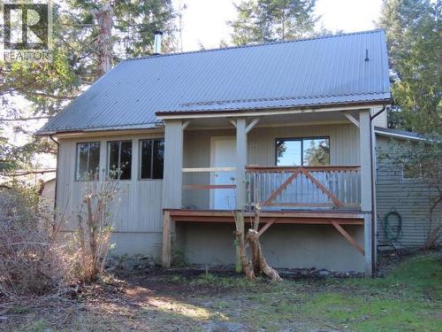 4723 Balsam Ave, Texada Island, BC - Outdoor