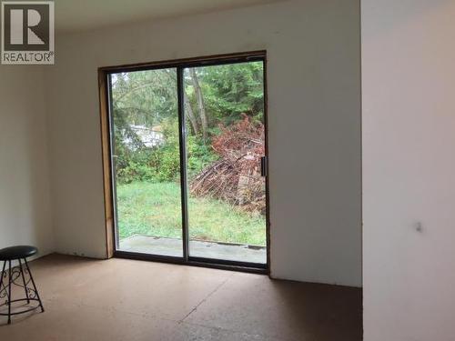 4723 Balsam Ave, Texada Island, BC - Indoor Photo Showing Other Room