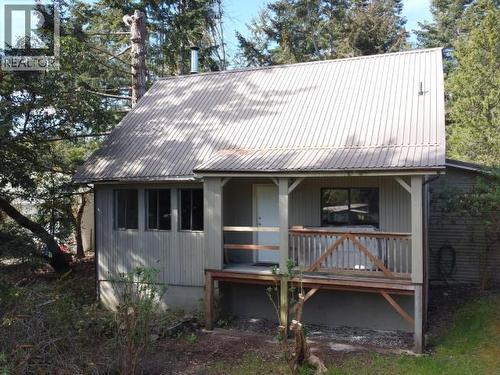 4723 Balsam Ave, Texada Island, BC - Outdoor