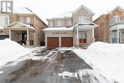 76 YELLOW AVENS BOULEVARD Brampton, ON L6R 0T3