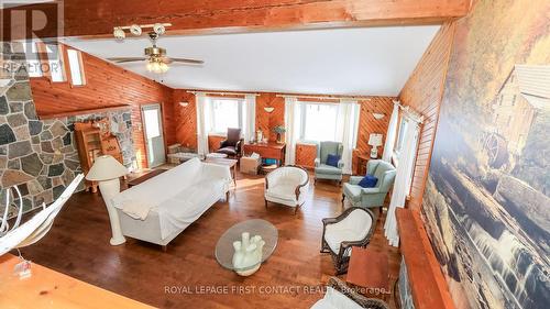 6237 2 Concession, Clearview, ON - Indoor