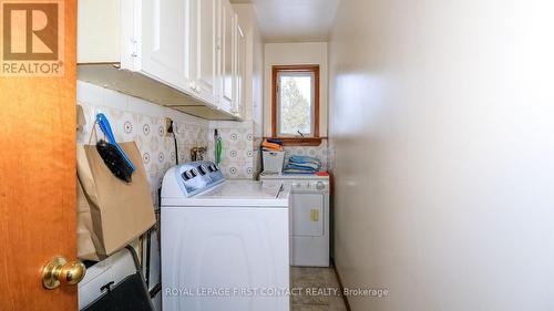 6237 2 Concession, Clearview, ON - Indoor Photo Showing Laundry Room