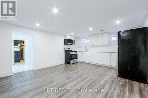 1519 Ogden Avenue, Mississauga, ON - Indoor