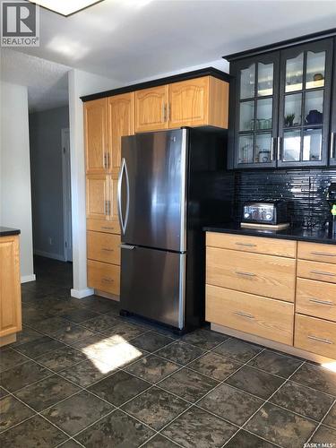146 Jubilee Crescent, Canora, SK - Indoor Photo Showing Kitchen