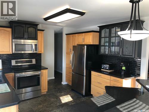 146 Jubilee Crescent, Canora, SK - Indoor Photo Showing Kitchen With Stainless Steel Kitchen