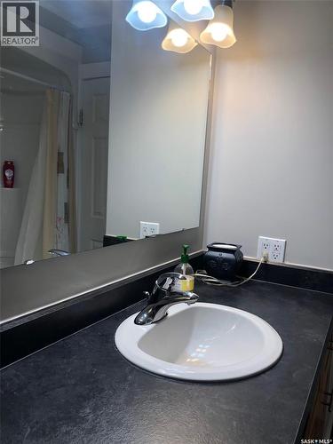 146 Jubilee Crescent, Canora, SK - Indoor Photo Showing Bathroom