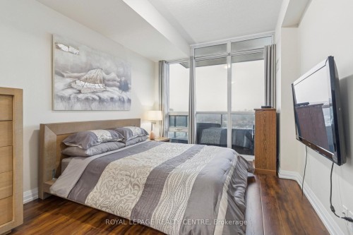 1503-1055 Southdown Road, Mississauga, ON - Indoor Photo Showing Bedroom