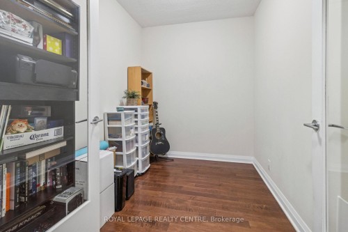 1503-1055 Southdown Road, Mississauga, ON - Indoor Photo Showing Other Room