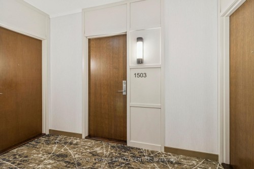 1503-1055 Southdown Road, Mississauga, ON - Indoor Photo Showing Other Room