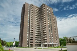 205-1535 Lakeshore Road E Mississauga, ON L5E 3E2