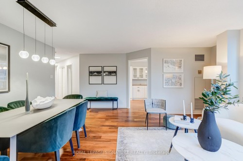 303-25 Maitland Street, Toronto, ON - Indoor