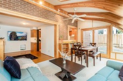 153 Ulster Drive  Oakville, ON L6L 3P3