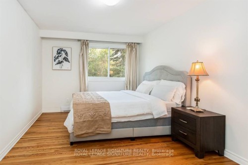 153 Ulster Drive, Oakville, ON - Indoor Photo Showing Bedroom