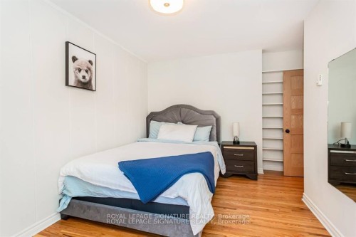 153 Ulster Drive, Oakville, ON - Indoor Photo Showing Bedroom