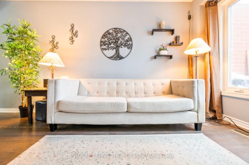310 Balsam Street, Orangeville, ON - Indoor Photo Showing Bedroom
