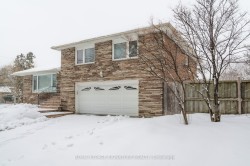 2 Millgate Crescent  Toronto, ON M2K 1L6