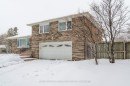 2 Millgate Crescent, Toronto, ON  - Outdoor 