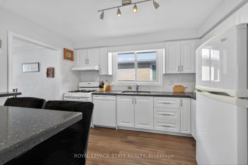 327 Eaglewood Drive, Hamilton, ON 