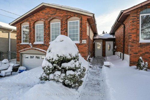 327 Eaglewood Drive, Hamilton, ON 