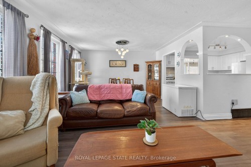 327 Eaglewood Drive, Hamilton, ON 