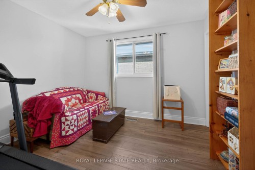 327 Eaglewood Drive, Hamilton, ON 