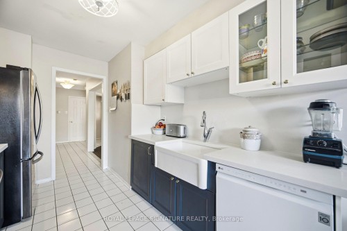 6945 Gracefield Drive, Mississauga, ON 