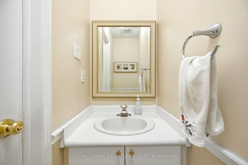 6945 Gracefield Drive, Mississauga, ON 