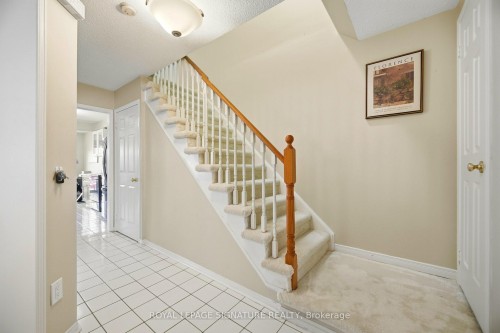 6945 Gracefield Drive, Mississauga, ON 