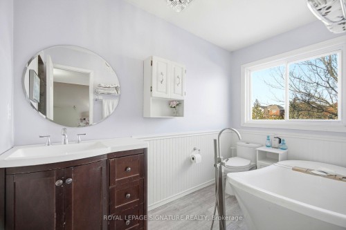 6945 Gracefield Drive, Mississauga, ON 