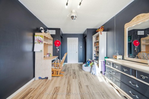 6945 Gracefield Drive, Mississauga, ON 