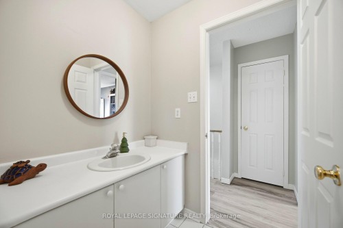 6945 Gracefield Drive, Mississauga, ON 