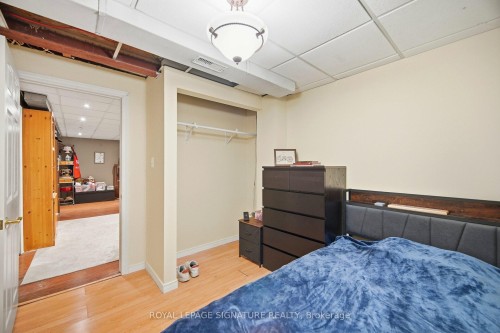 6945 Gracefield Drive, Mississauga, ON 