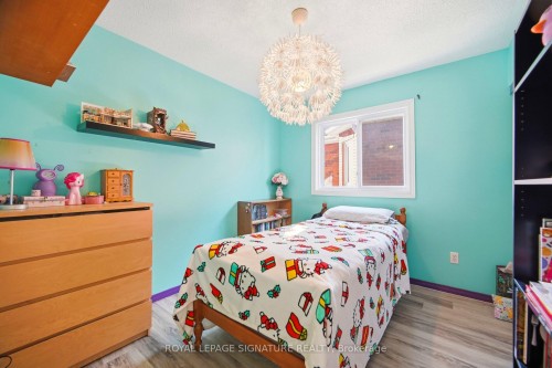 6945 Gracefield Drive, Mississauga, ON 