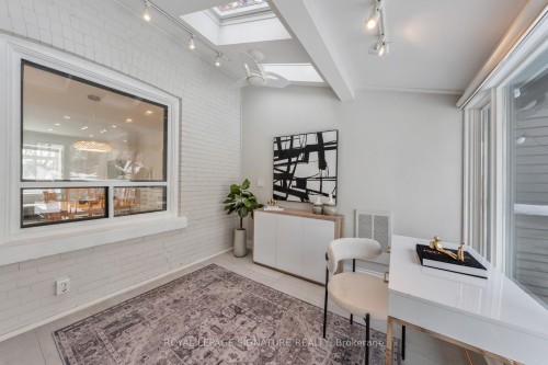 238 Roselawn Avenue, Toronto, ON 