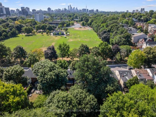 238 Roselawn Avenue, Toronto, ON 