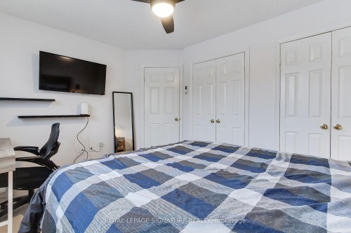 62 Cloughley Drive, Barrie, ON - Indoor Photo Showing Bedroom