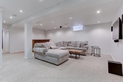 62 Cloughley Drive, Barrie, ON - Indoor Photo Showing Other Room