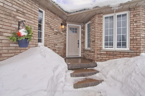 62 Cloughley Drive, Barrie, ON - Outdoor