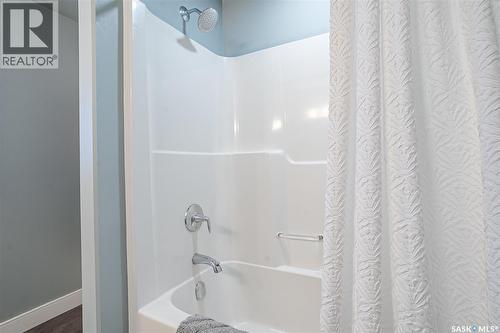 22 115 Veltkamp Crescent, Saskatoon, SK - Indoor Photo Showing Bathroom