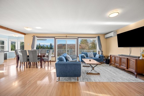 398 Panorama Cres, Courtenay, BC 