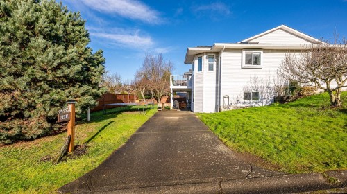 398 Panorama Cres, Courtenay, BC 