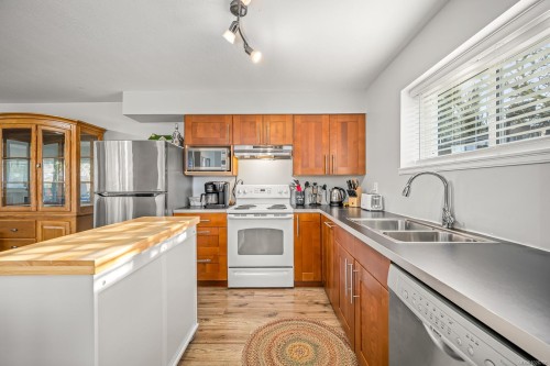 398 Panorama Cres, Courtenay, BC 