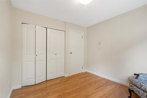 102-1052 Rockland Ave, Victoria, BC - Indoor Photo Showing Other Room