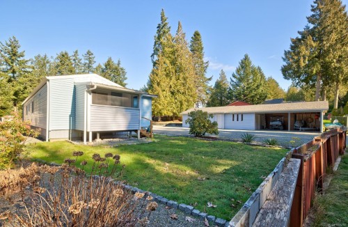 7079 Blackjack Dr, Lantzville, BC 