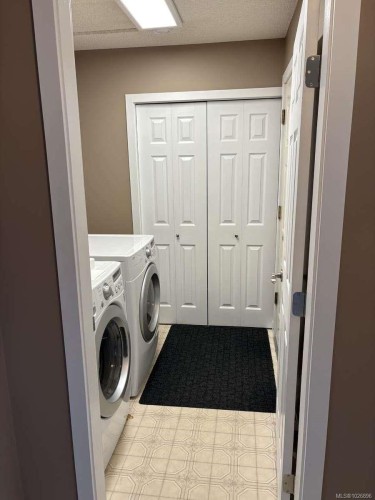 6017 Tweedsmuir Cres, Nanaimo, BC 