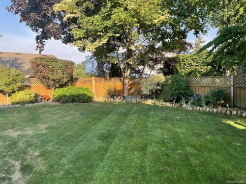 6017 Tweedsmuir Cres, Nanaimo, BC 